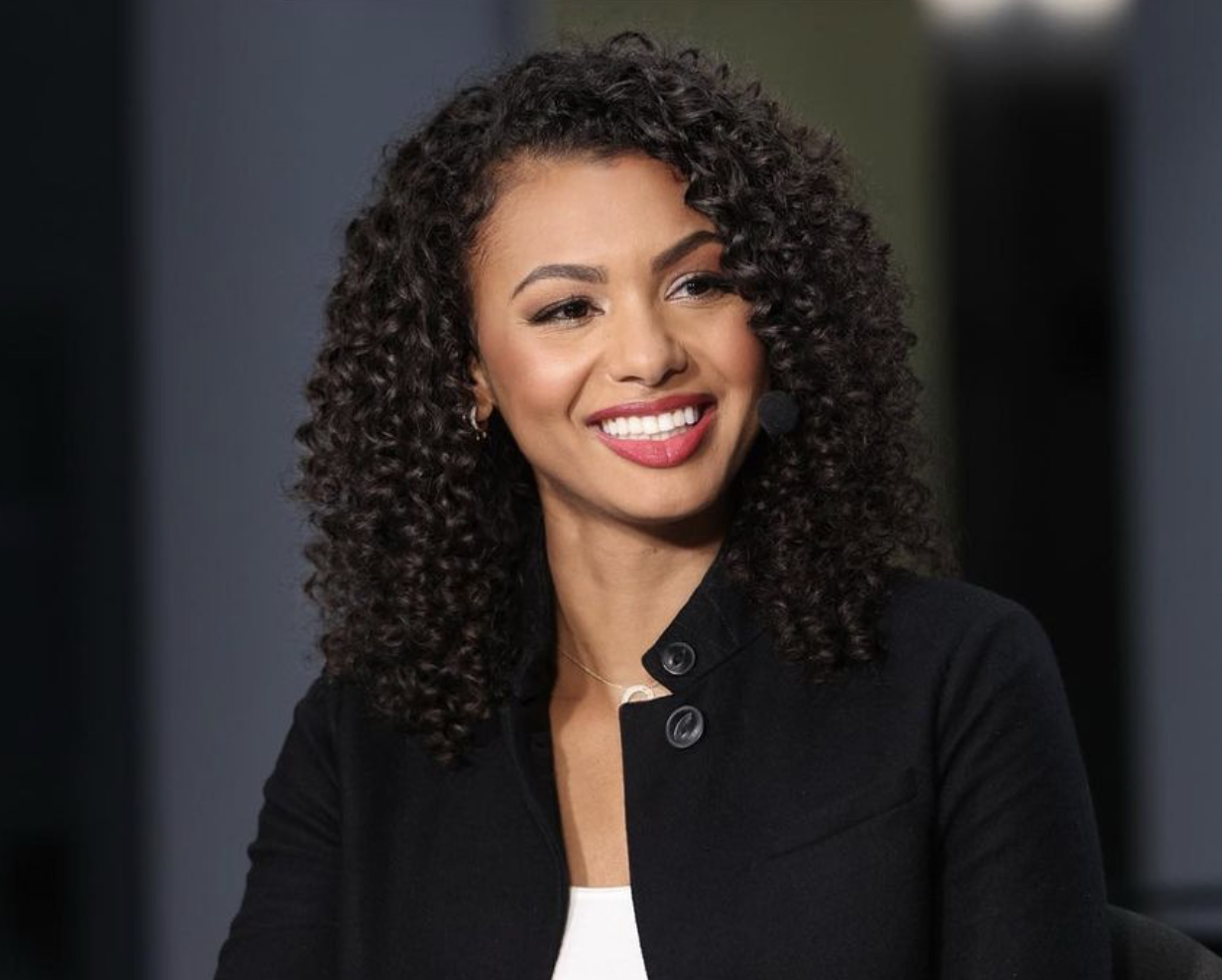 Malika Andrews