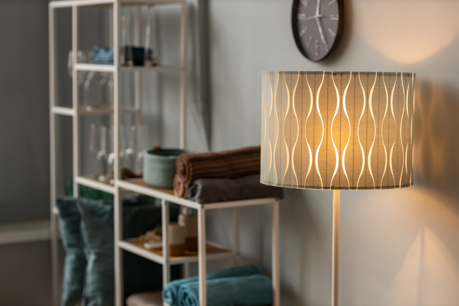 Which 2026 Arc Floor Lamp Style Is Best For Your Space